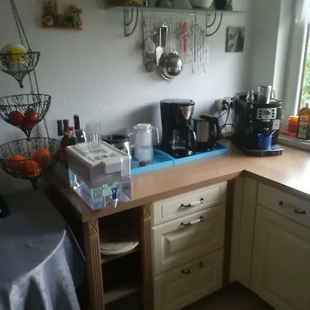 1/3 Homestay *
